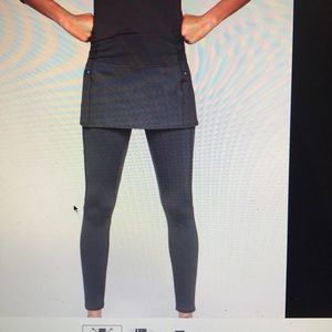 Athleta High Traverse 2 in 1 Legging, sz M